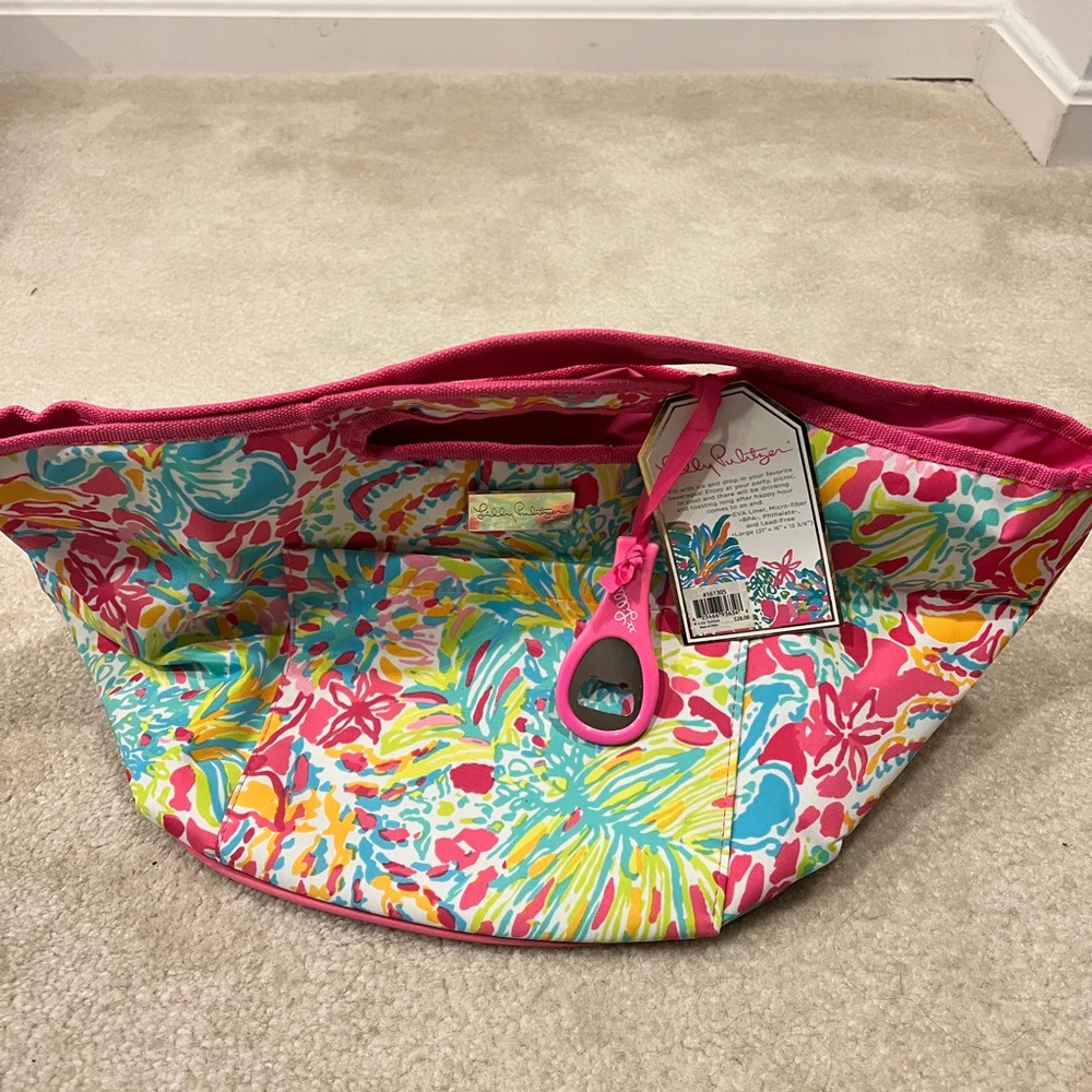 Lilly Putlizer insulated beverage bucket with bottle opener NWT